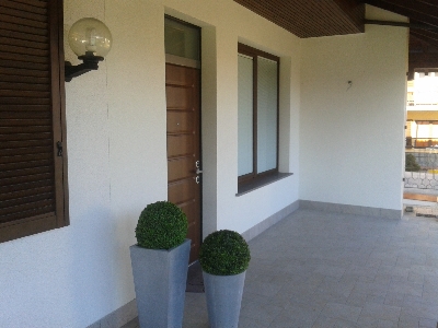 Persiana in alluminio, porta blindata e finestra in alluminio a Cassano Magnago