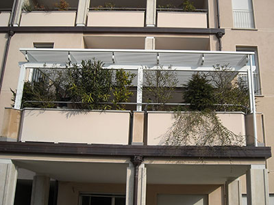 Frangisole su pergola